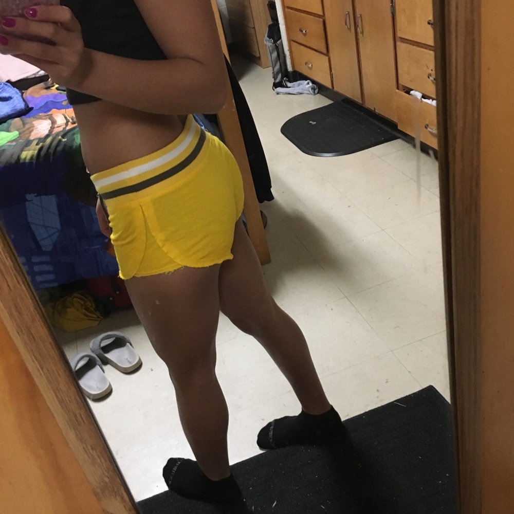 Shorts - Picture 2 of 2